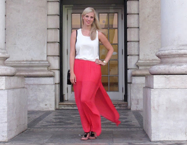 OUTFIT: CORAL MAXISKIRT