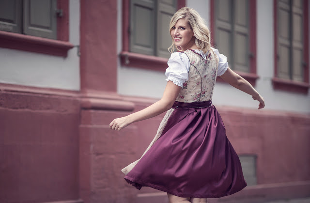 OUTFIT: Dirndl